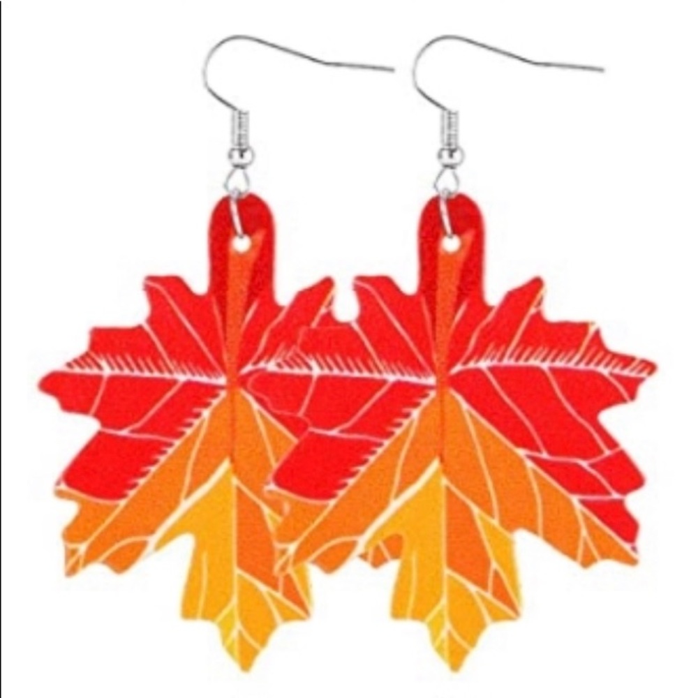 FALL/AUTUMN LEAF SHAPED FAUX LEATHER EARRINGS